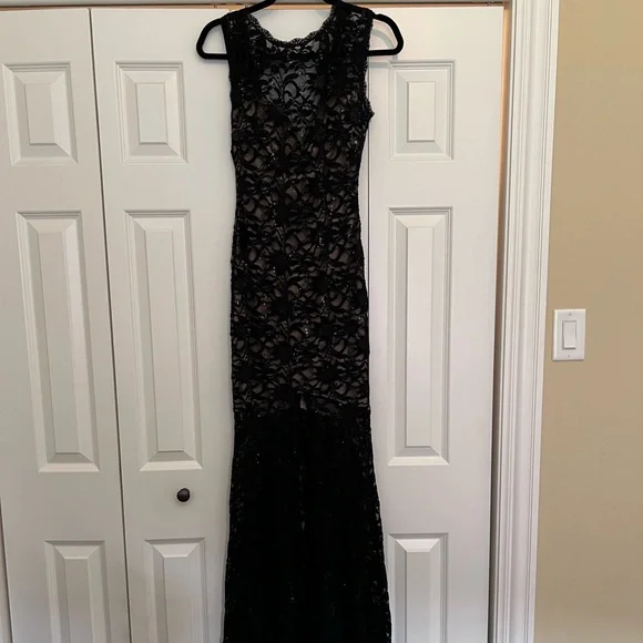 Windsor | Dresses | Windsor Black Lace Long Dress With Front Slit | Poshmark Windsor | Dresses | Windsor Black Lace Long Dress With Front Slit | Poshmark